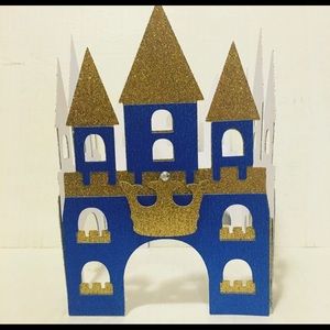 Castle table decor